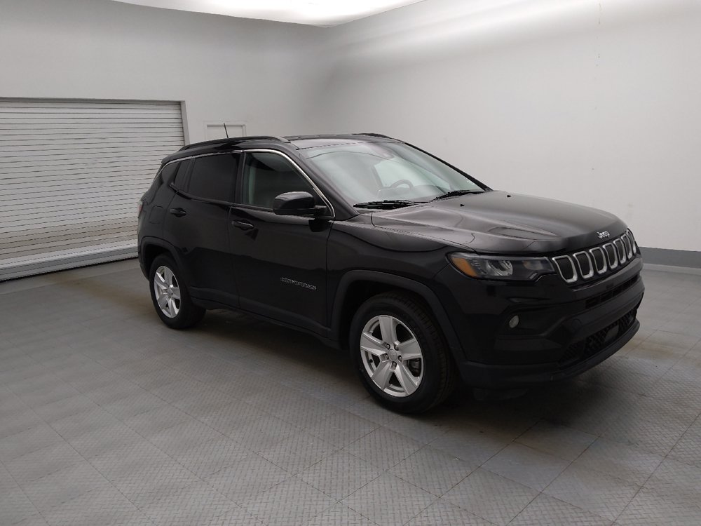 Used 2022 Jeep Compass Latitude FWD image 11