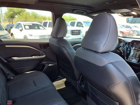 Used 2026 Subaru Forester Premium AWD/4WD image 20