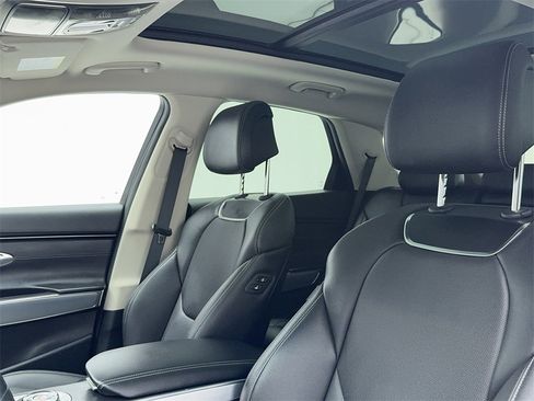 Used 2022 Genesis GV70 2.5T w/ Select Package image 35