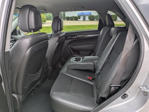 Used 2012 Kia Sorento EX FWD image 10