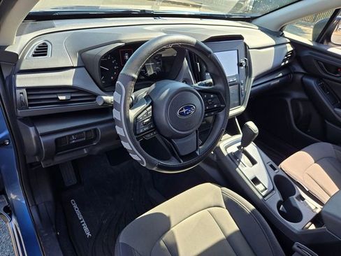 Used 2024 Subaru Crosstrek 2.0i AWD/4WD image 8