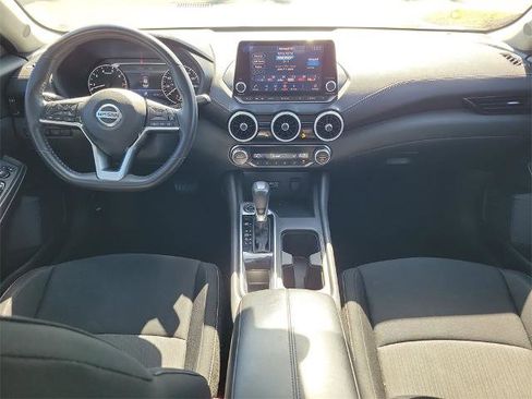 Certified 2021 Nissan Sentra SV image 18