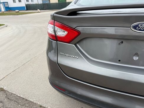 Used 2014 Ford Fusion SE w/ Equipment Group 201A image 8