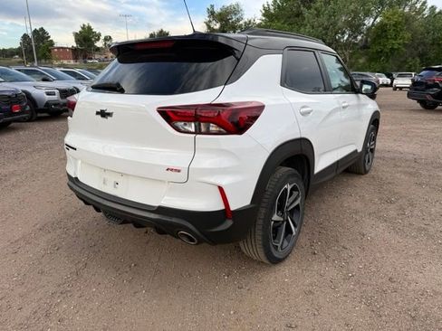 Used 2022 Chevrolet TrailBlazer RS AWD/4WD image 5