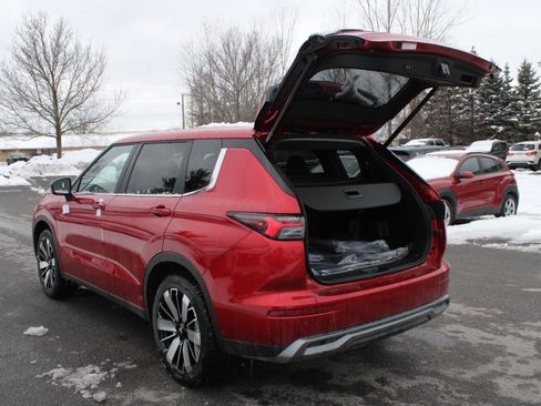 New 2026 Mitsubishi Outlander SE AWD/4WD image 7