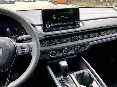 Used 2023 Honda Accord LX image 6