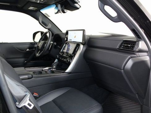 Used 2025 Lexus LX 700h Overtrail w/ Accessory Package (Z1) image 30