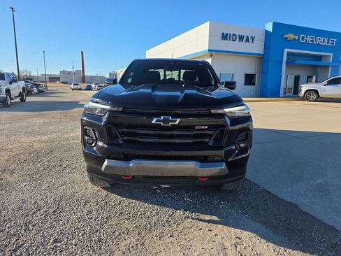 Used 2024 Chevrolet Colorado Z71 w/ Advanced Trailering Package image 9