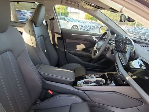 New 2026 Audi A6 Premium Plus AWD/4WD image 22