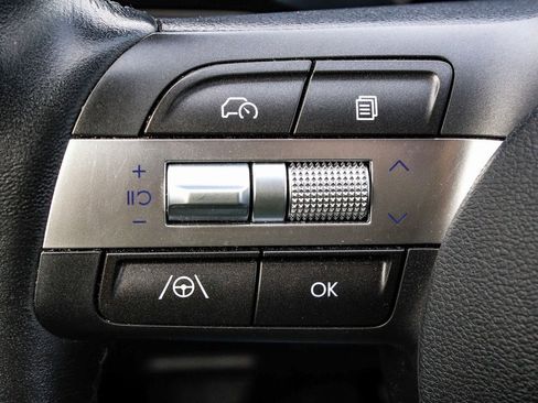 Used 2025 Hyundai Kona SEL image 26