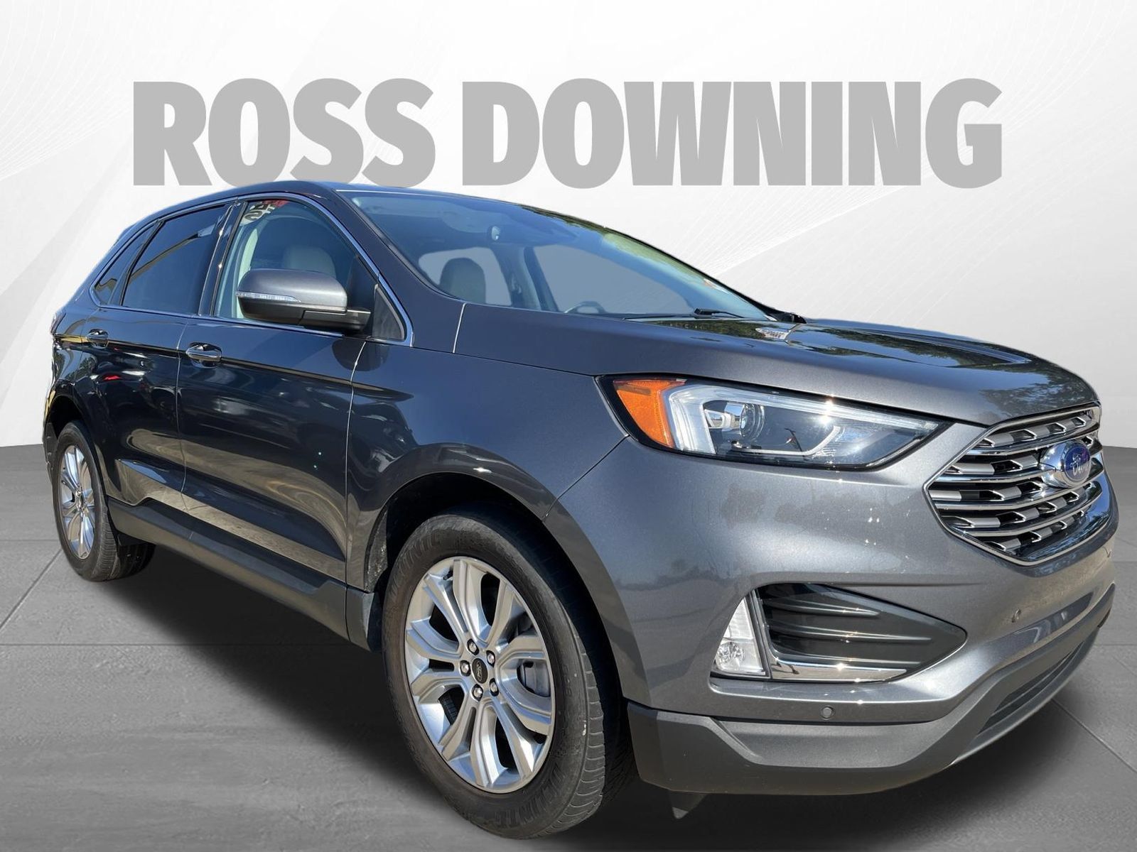 Used 2022 Ford Edge Titanium AWD/4WD image 3