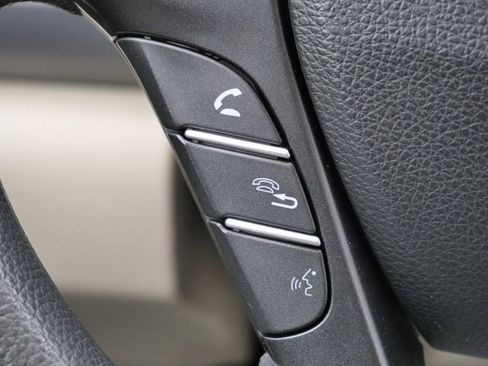 Used 2013 Honda Accord LX image 41