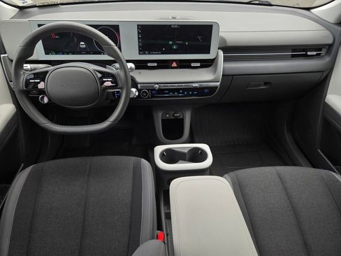 Used 2024 Hyundai Ioniq 5 SEL image 15