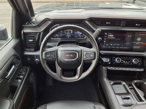 Used 2024 GMC Sierra 2500 AT4 w/ AT4 Premium Plus Package AWD/4WD image 15