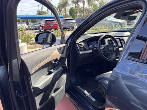 Used 2023 Volvo XC90 T8 Ultimate w/ Protection Package Premier AWD/4WD image 3
