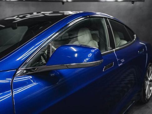 Used 2020 Tesla Model S AWD image 6