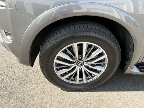 Used 2022 Nissan Armada SL AWD/4WD image 9