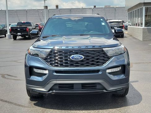 Certified 2024 Ford Explorer ST-Line w/ Class IV Trailer Tow Package AWD/4WD image 2
