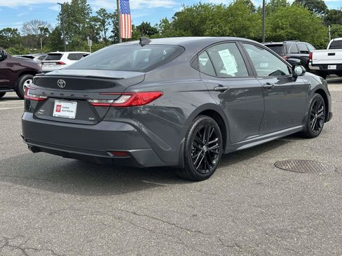 Certified 2025 Toyota Camry SE w/ Convenience Package AWD/4WD image 5