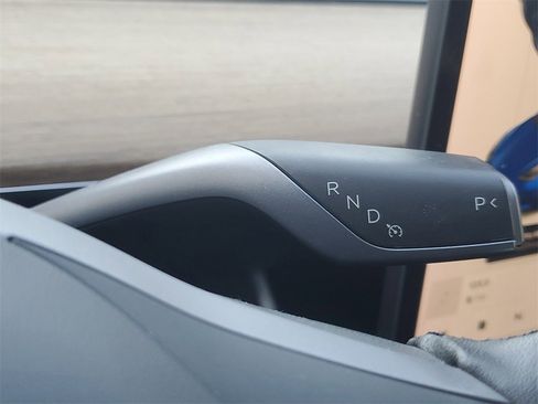 Used 2020 Tesla Model 3 Long Range image 22