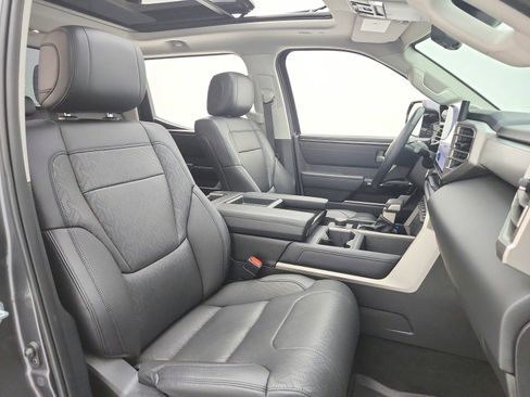 Used 2022 Toyota Tundra Limited image 27