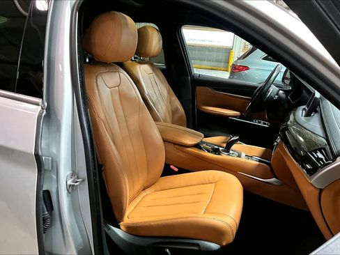 Used 2018 BMW X6 xDrive35i image 8