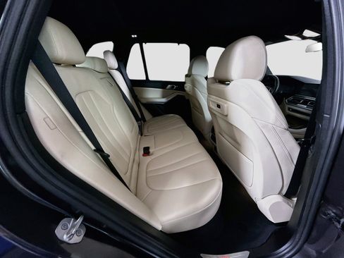 Used 2022 BMW X5 sDrive40i w/ Premium Package RWD image 27