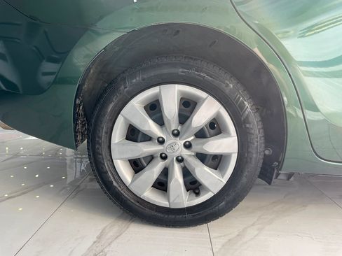 Used 2015 Toyota Corolla LE FWD image 28