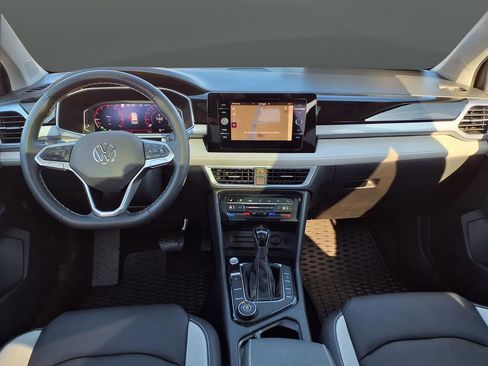 New 2025 Volkswagen Taos SEL image 14