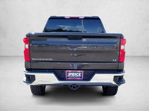 Used 2022 Chevrolet Silverado 1500 LT w/ Bed Protection Package AWD/4WD image 3