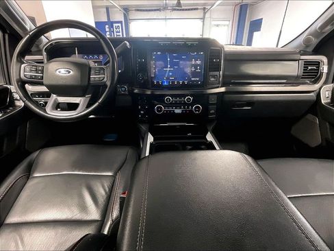 Used 2023 Ford F350 Lariat w/ Lariat Ultimate Package AWD/4WD image 21