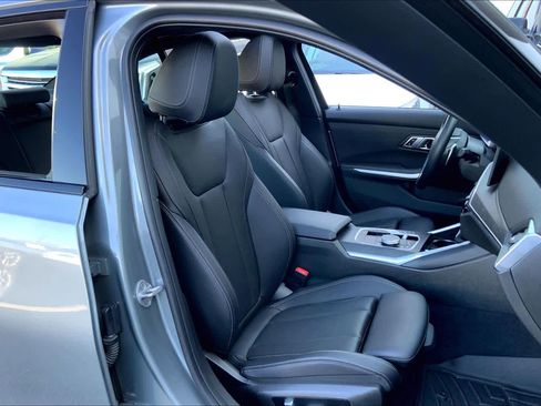 Used 2023 BMW 330i xDrive Sedan w/ Premium Package image 8