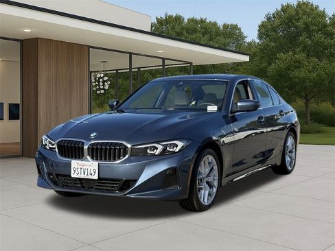 Used 2025 BMW 330i Sedan w/ Convenience Package image 2