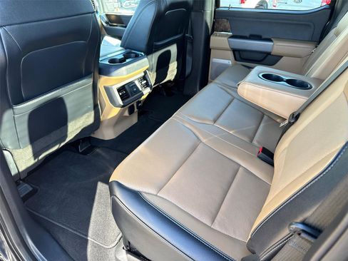 Used 2023 Ford F250 Lariat w/ FX4 Off-Road Package image 20