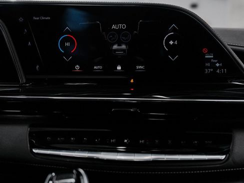 Used 2024 Cadillac Escalade Sport image 17