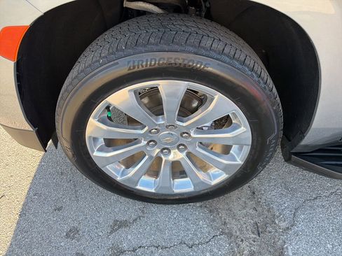 Certified 2023 Chevrolet Tahoe Premier AWD/4WD image 9
