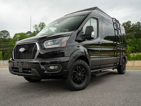 New 2026 Ford Transit 250 148 Medium Roof Extended AWD image 4