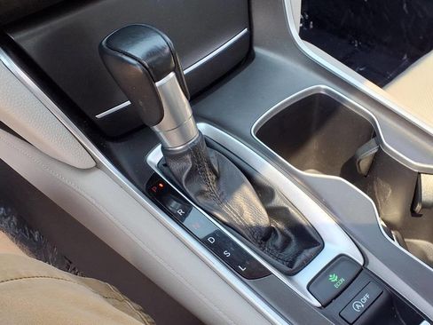 Used 2021 Honda Accord EX-L image 16