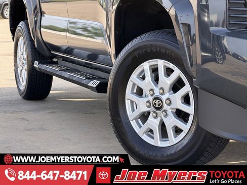 Used 2026 Toyota Tacoma SR image 12
