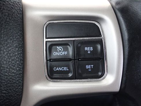 Used 2014 RAM 2500 Laramie w/ Black Appearance Group AWD/4WD image 24