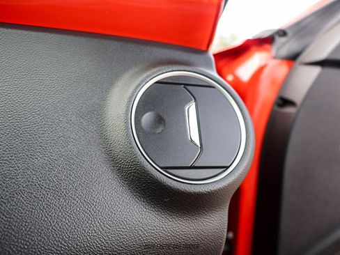 Used 2010 Chevrolet Camaro SS image 54