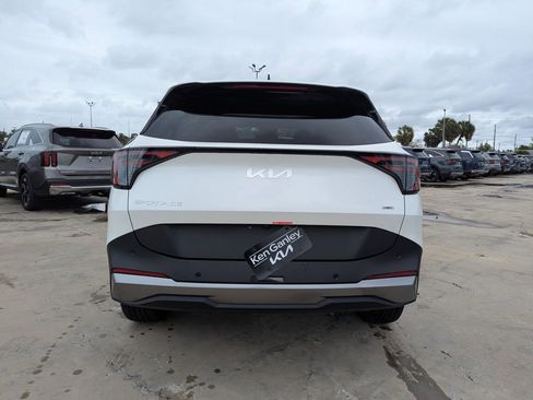 New 2026 Kia Sportage EX AWD/4WD image 7