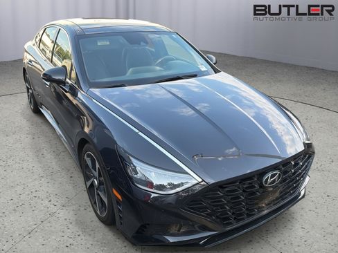 Used 2023 Hyundai Sonata SEL Plus FWD image 3