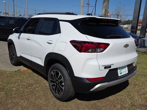 New 2026 Chevrolet TrailBlazer LT w/ Convenience Package image 8