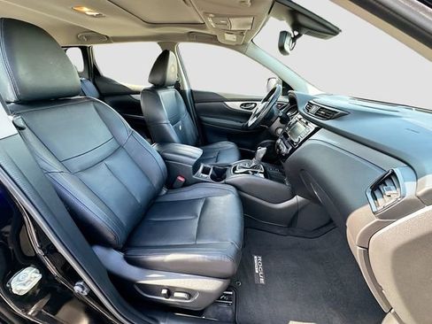 Used 2020 Nissan Rogue Sport SL w/ Premium Package image 29