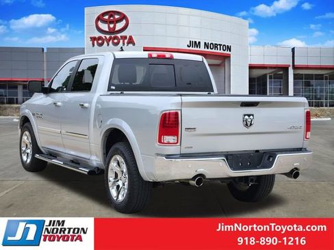 Used 2015 RAM 1500 Laramie w/ Convenience Group AWD/4WD image 8