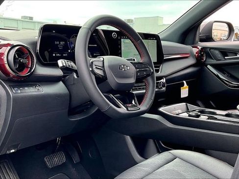 New 2026 Chevrolet Equinox RS w/ Safety and Technology Package AWD/4WD image 8