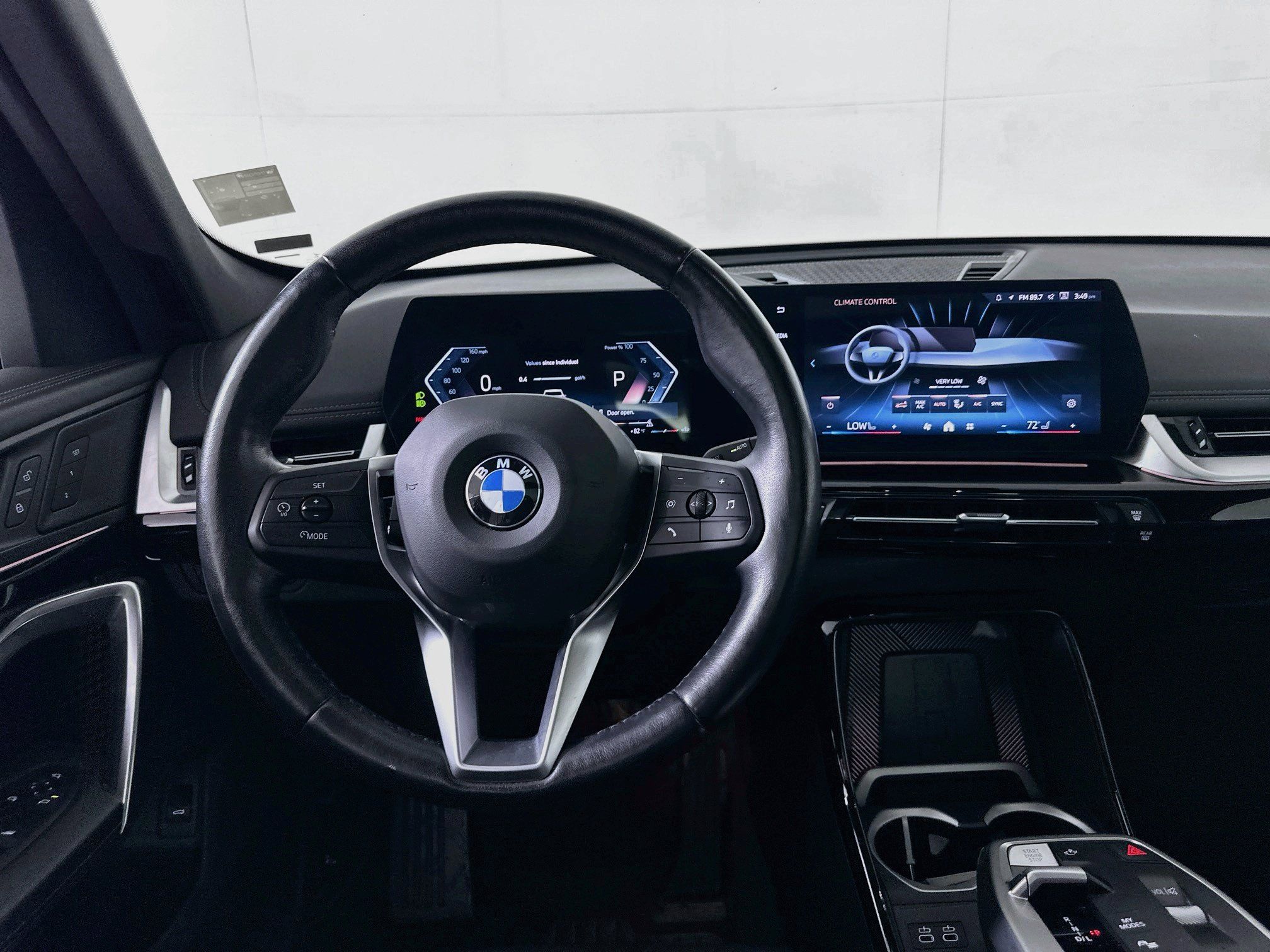 Used 2025 BMW X1 xDrive28i AWD/4WD image 17