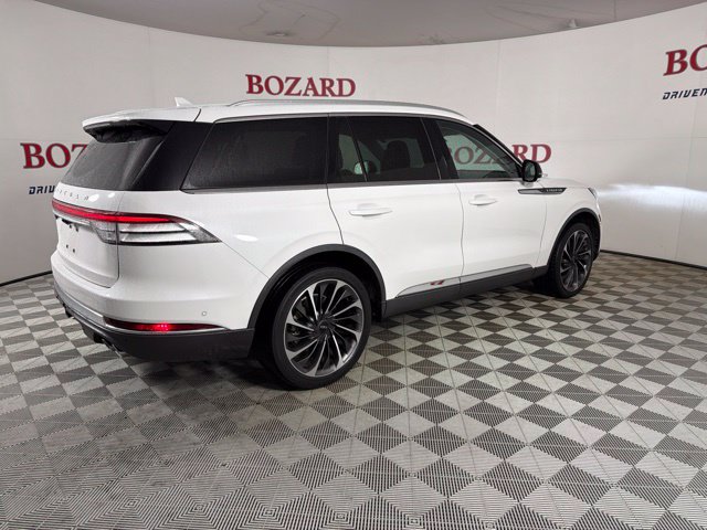 Certified 2023 Lincoln Aviator Reserve w/ Equipment Group 201A AWD/4WD image 12
