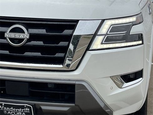 Used 2022 Nissan Armada Platinum w/ Captain's Chairs Package image 9